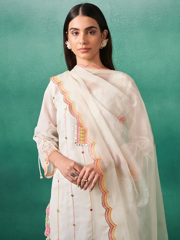 White_Organza_Embroidered_Kurta_Trouser_Dupatta_Set