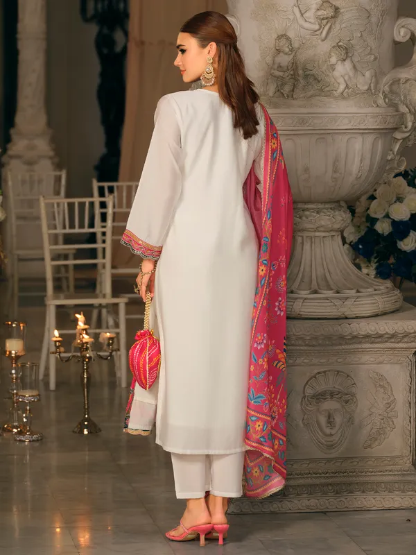 White_Embroidered_Silk_Blend_Kurta_Trouser_Dupatta_Set