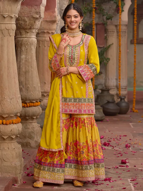 Yellow_Embroidered_Chinon_Kurta_Trouser_Dupatta_Set