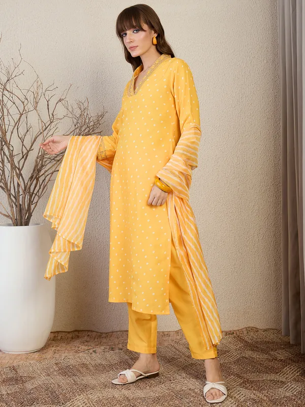 Yellow_Pure_Cotton_Printed_Kurta_Trouser_Dupatta_Set