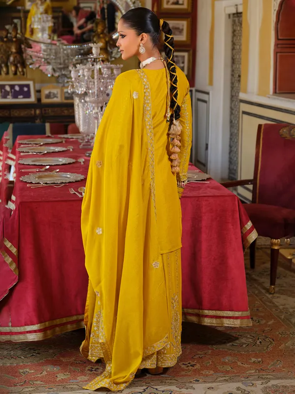 Yellow_Embroidered_Chinon_Kurta_Trouser_Dupatta_Set