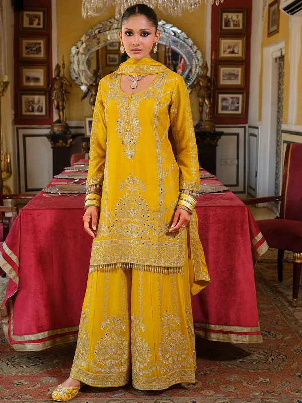 Yellow_Embroidered_Chinon_Kurta_Trouser_Dupatta_Set