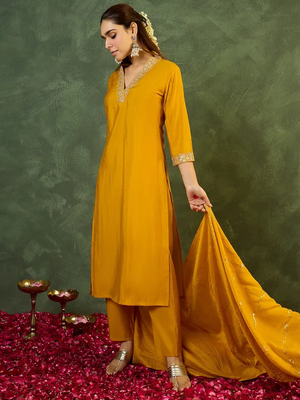 Yellow_Embroidered_Straight_Kurta_Trousers_With_Dupatta_Set