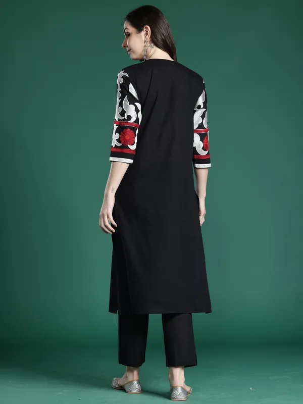 Black_Embroidered_Pure_Cotton_Kurta_Trouser_Set