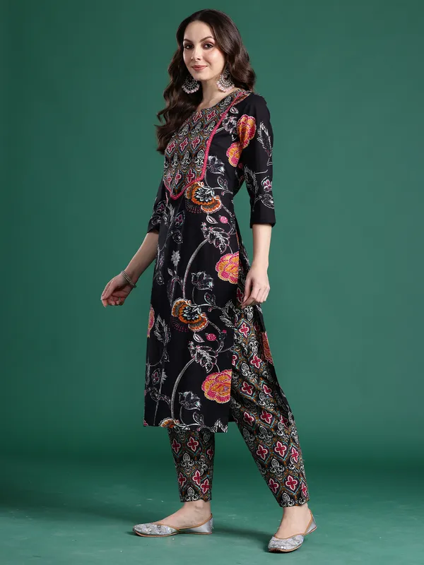 Black_Printed_Pure_Cotton_Kurta_Trouser_Set