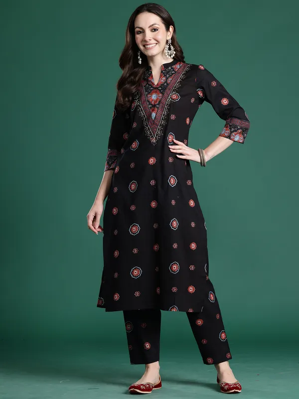 Black_Printed_Pure_Cotton_Kurta_Trouser_Set