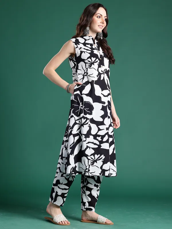 Black_Printed_Pure_Cotton_Kurta_Trouser_Set