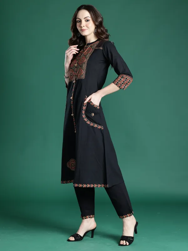 Black_Printed_Pure_Cotton_Kurta_Trouser_Set