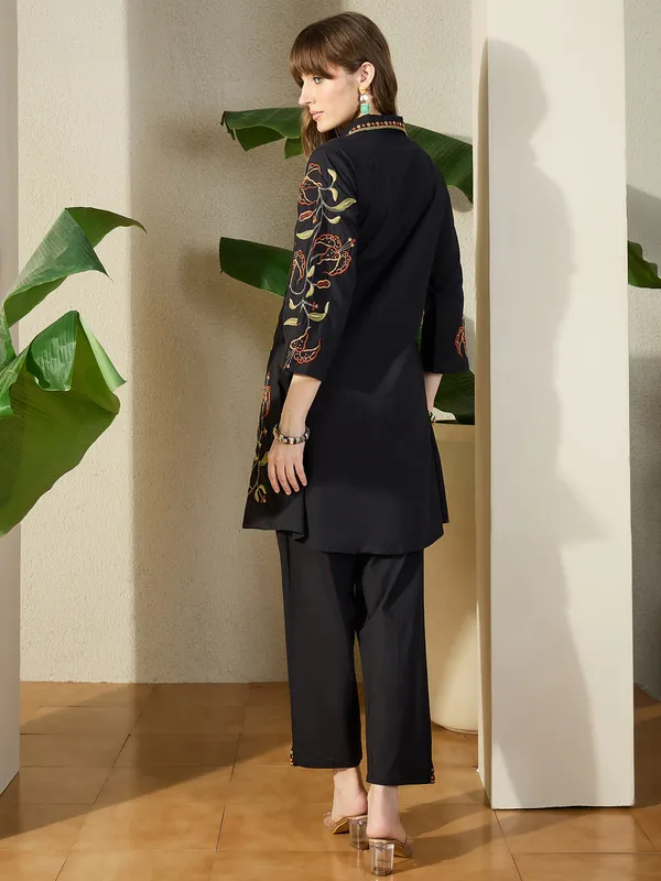 Black_Embroidered_Pure_Cotton_Kurta_Trouser_Set