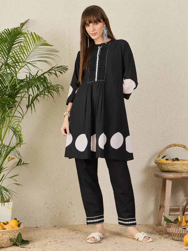 Black_Printed_Pure_Cotton_Kurta_Trouser_Set