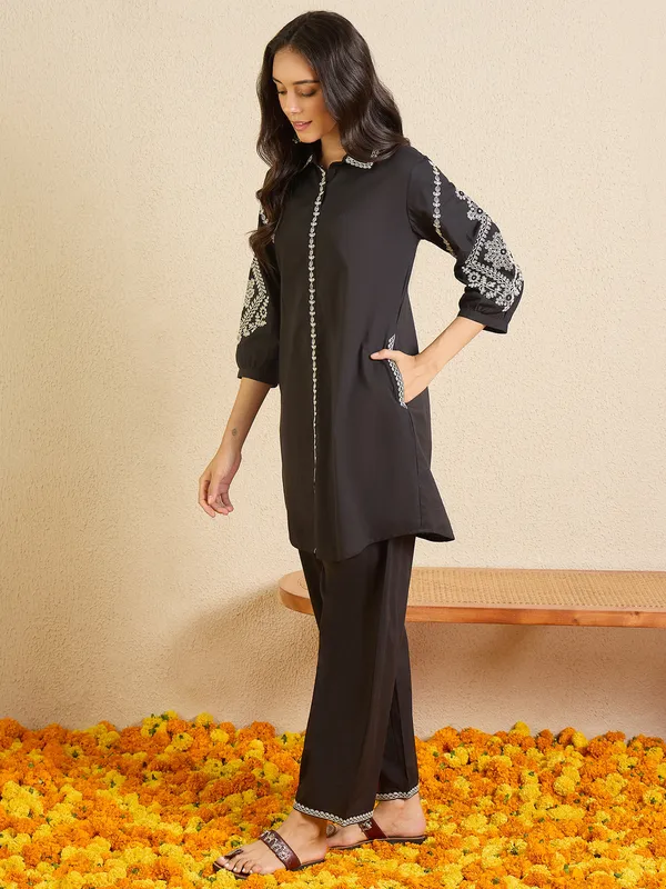 Black_Embroidered_Pure_Cotton_Kurta_Trouser_Set
