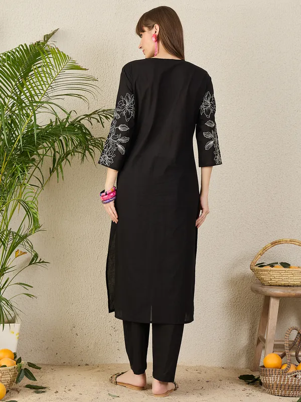 Black_Embroidered_Pure_Cotton_Kurta_Trouser_Set