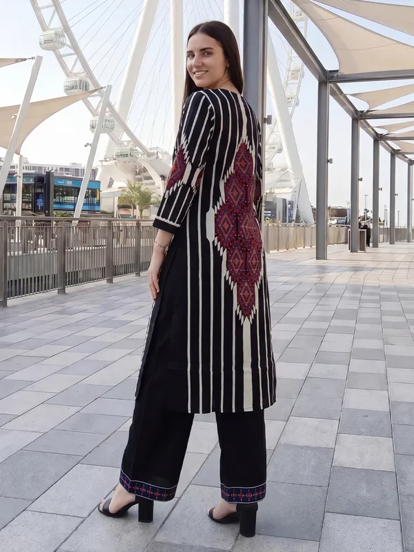 Black_Printed_Pure_Cotton_Kurta_Trouser_Set