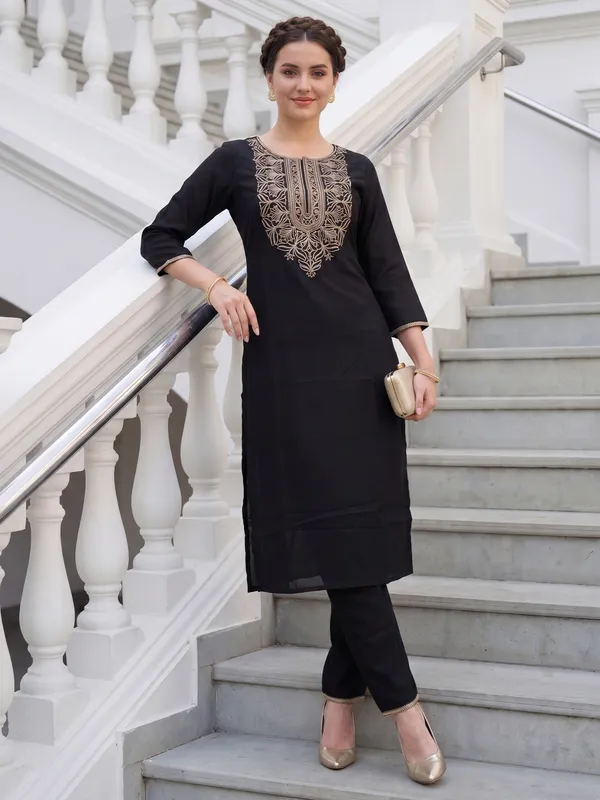 Black_Embroidered_Pure_Cotton_Kurta_Trouser_Set