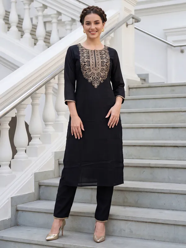 Black_Embroidered_Pure_Cotton_Kurta_Trouser_Set