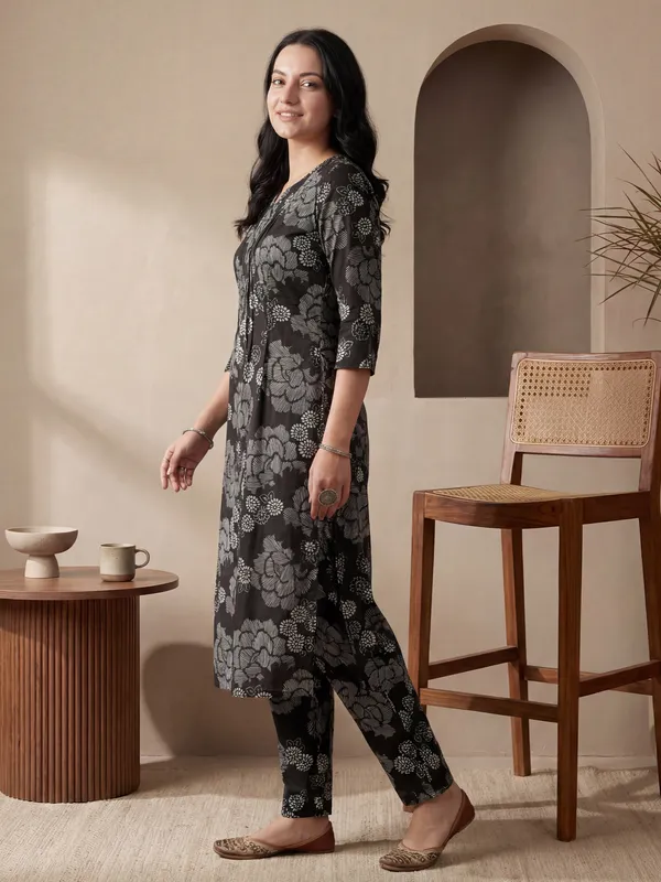 Black_Printed_Pure_Cotton_Kurta_Trouser_Set