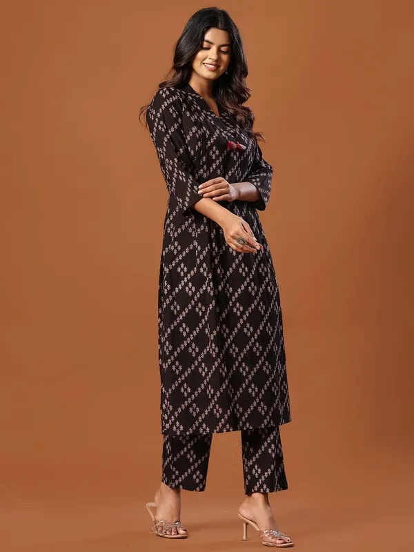 Black_Printed_Pure_Cotton_Kurta_Trouser_Set