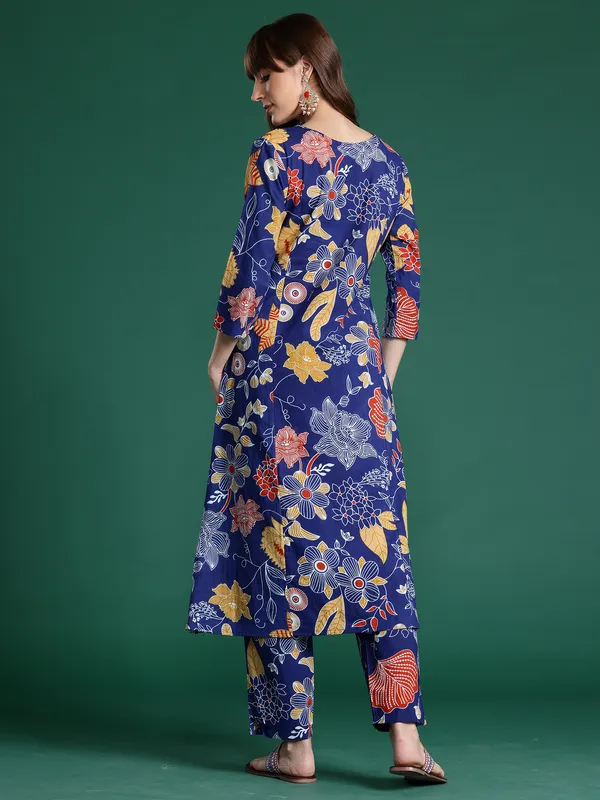 Blue_Printed_Pure_Cotton_Kurta_Trouser_Set