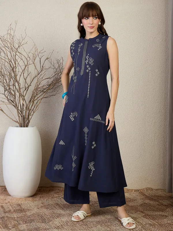 Blue_Embroidered_Pure_Cotton_Kurta_Trouser_Set