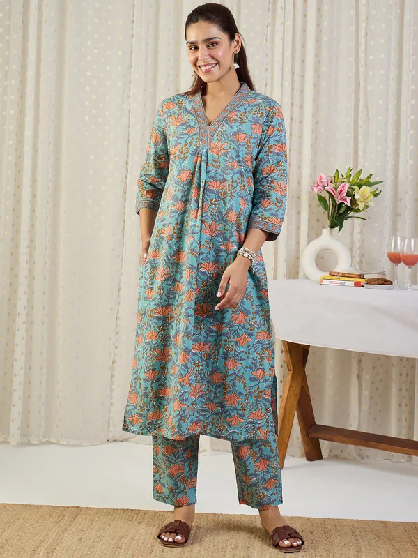 Blue_Cotton_A-Line_Kurta_with_Trousers