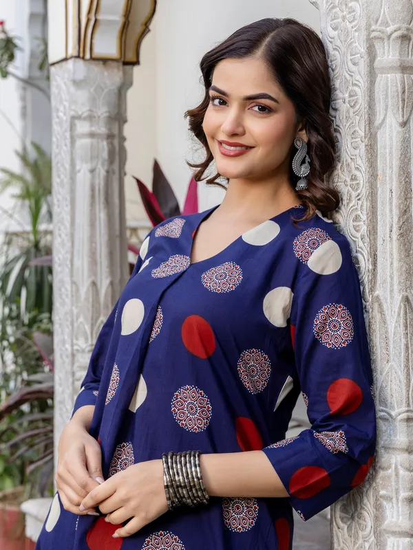 Blue_Printed_Pure_Cotton_Kurta_Trouser_Set