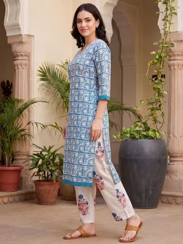 Blue_Printed_Pure_Cotton_Kurta_Trouser_Set