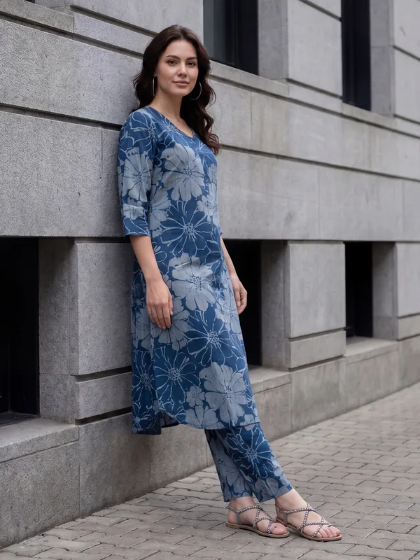Blue_Printed_Pure_Cotton_Kurta_Trouser_Set