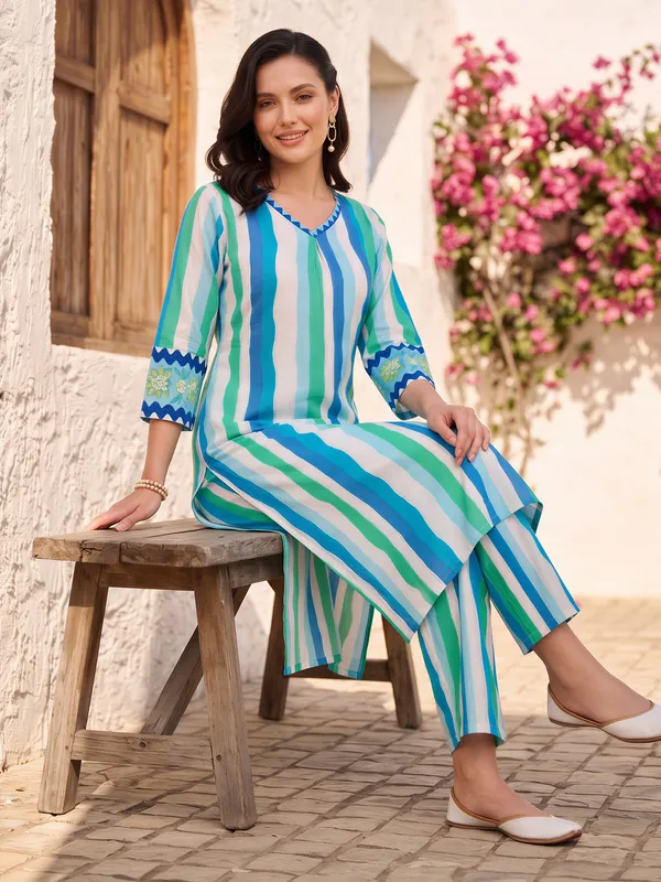 Blue_Printed_Pure_Cotton_Kurta_Trouser_Set