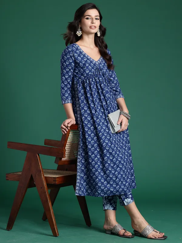 Blue_Printed_Pure_Cotton_Kurta_Trouser_Set
