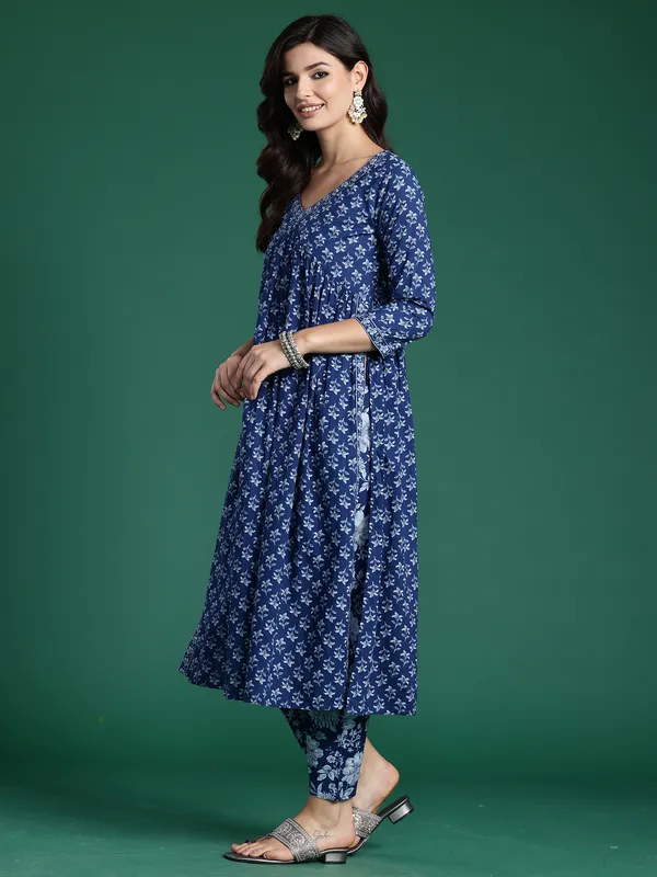 Blue_Printed_Pure_Cotton_Kurta_Trouser_Set