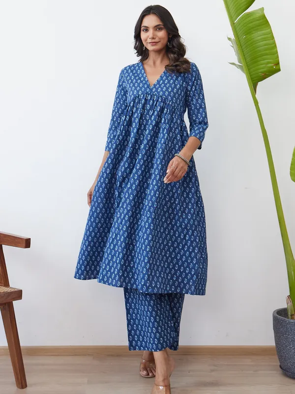 Blue_Printed_Pure_Cotton_Kurta_Trouser_Set