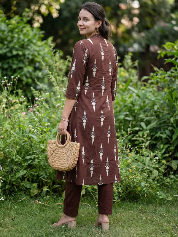Brown_Printed_Pure_Cotton_Kurta_Trouser_Set