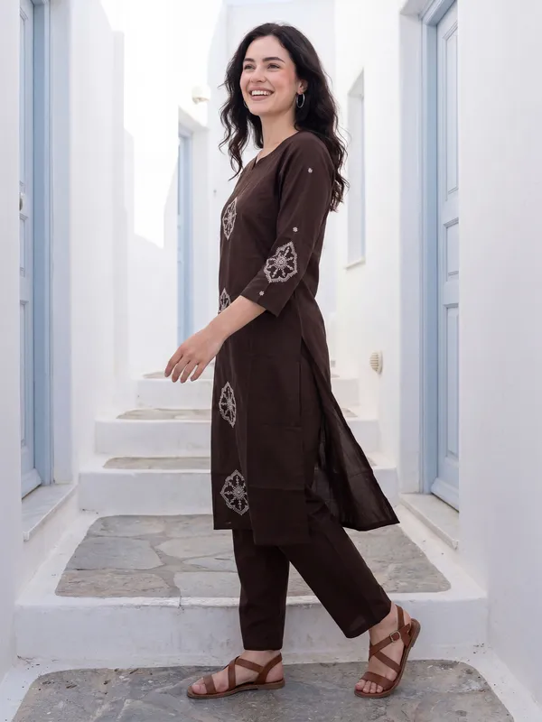 Brown_Printed_Pure_Cotton_Kurta_Trouser_Set