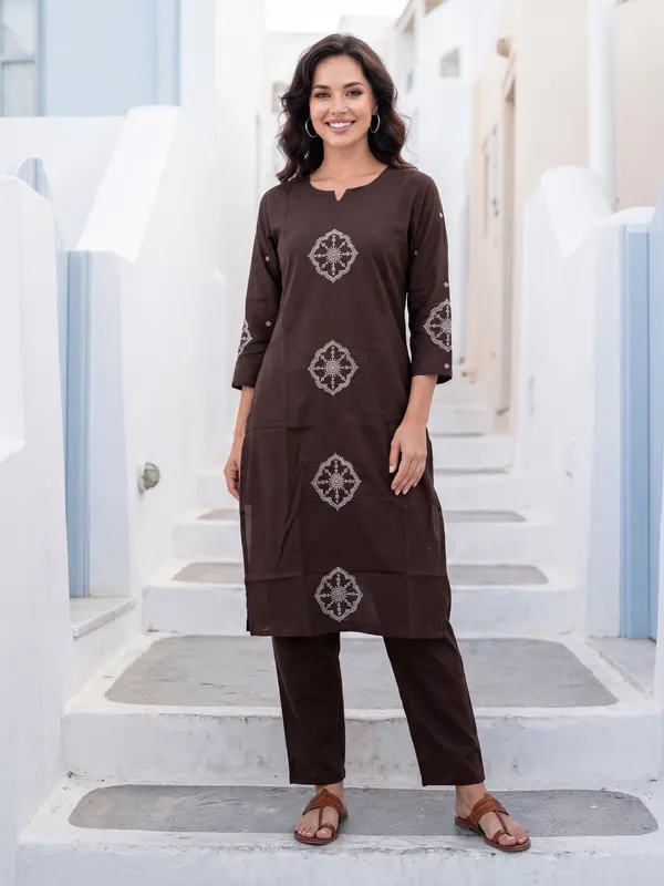 Brown_Printed_Pure_Cotton_Kurta_Trouser_Set
