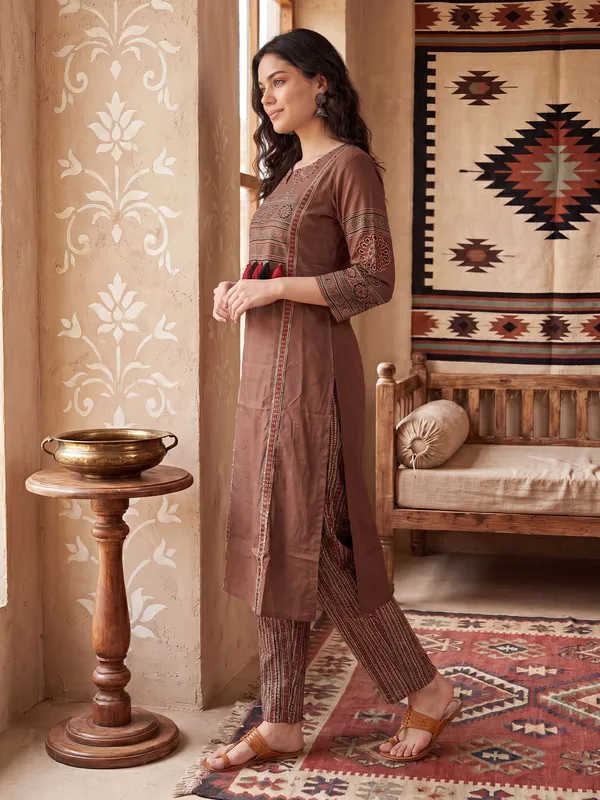 Brown_Printed_Pure_Cotton_Kurta_Trouser_Set