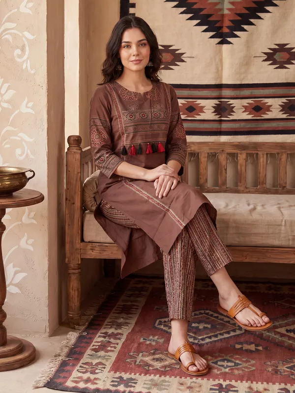 Brown_Printed_Pure_Cotton_Kurta_Trouser_Set