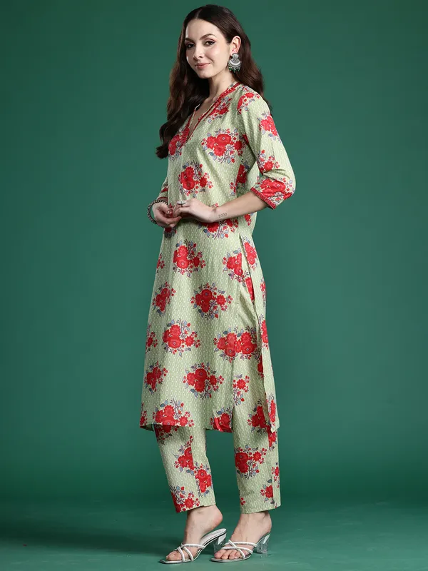 Green_Printed_Pure_Cotton_Kurta_Trouser_Set