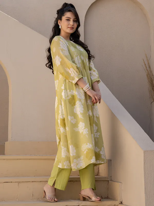 Green_Printed_Pure_Cotton_Kurta_Trouser_Set