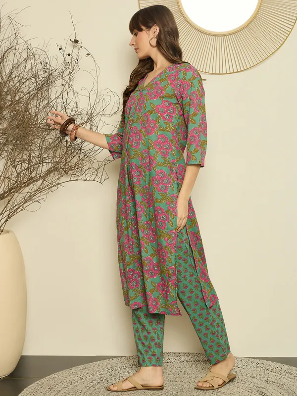 Green_Printed_Pure_Cotton_Kurta_Trouser_Set