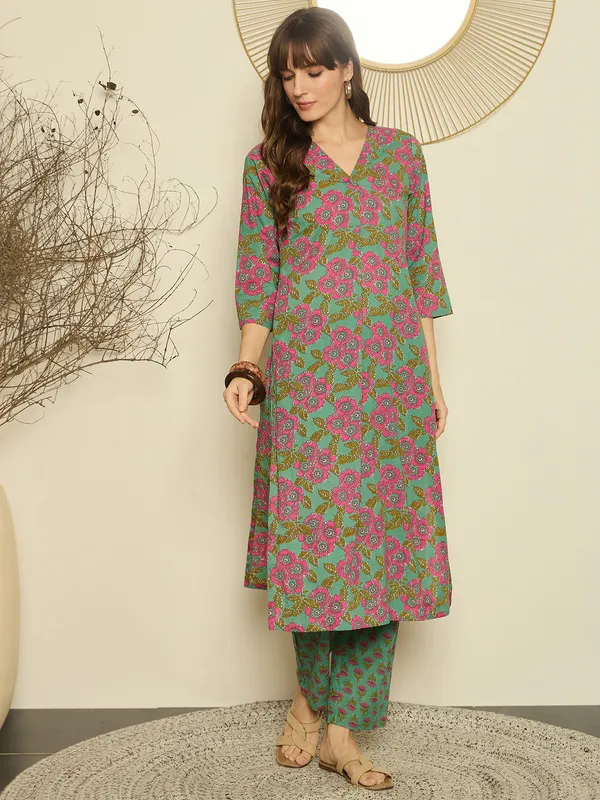 Green_Printed_Pure_Cotton_Kurta_Trouser_Set
