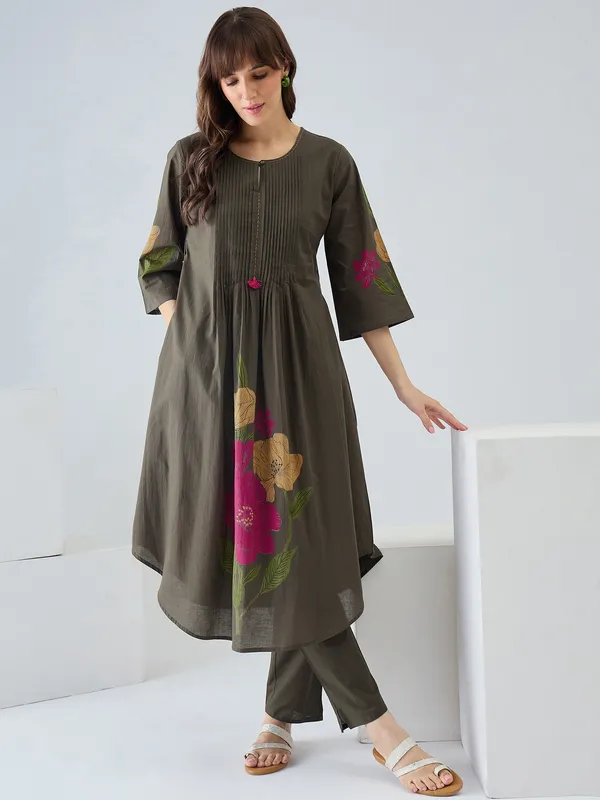 Green_Printed_Pure_Cotton_Kurta_Trouser_Set