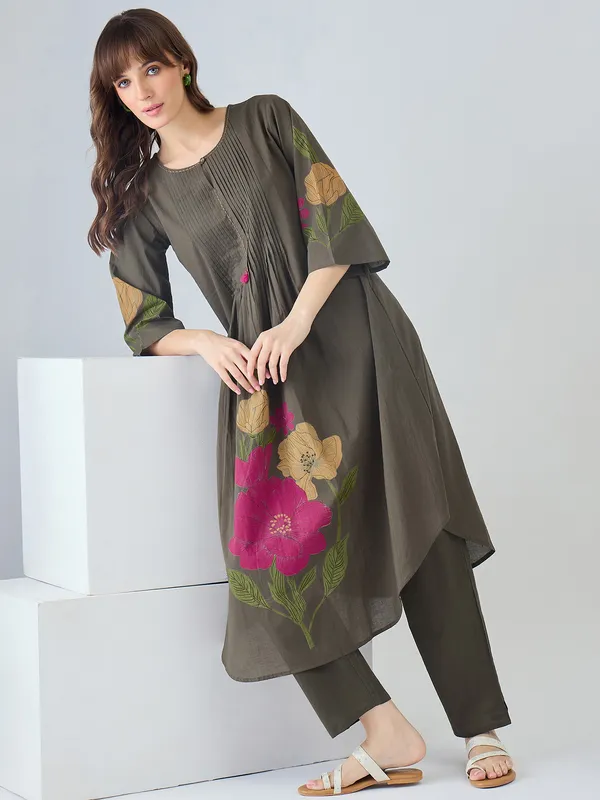 Green_Printed_Pure_Cotton_Kurta_Trouser_Set