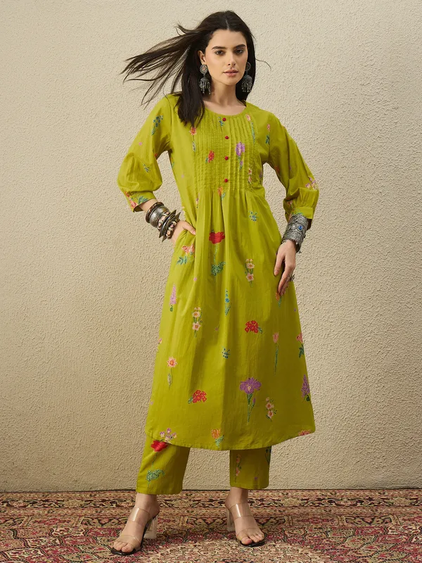 Green_Cotton_A-Line_Kurta_with_Trousers