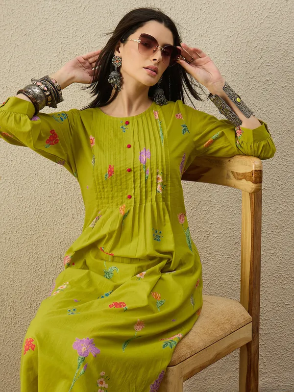 Green_Cotton_A-Line_Kurta_with_Trousers