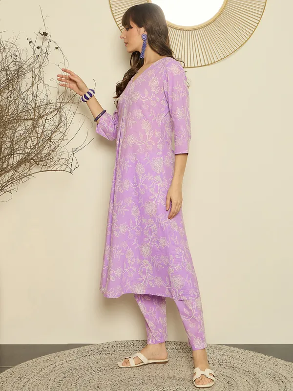 Lavender_Cotton_A-Line_Kurta_with_Trousers