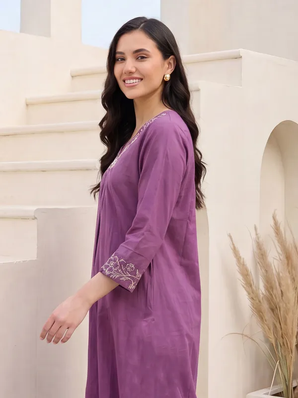 Lavender_Embroidered_Pure_Cotton_Kurta_Trouser_Set