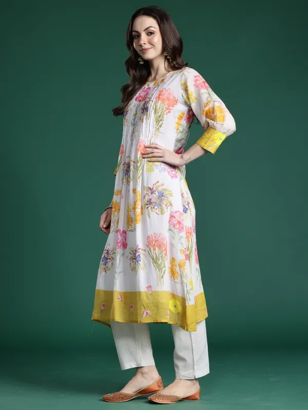 Multicolor_Printed_Pure_Cotton_Kurta_Trouser_Set