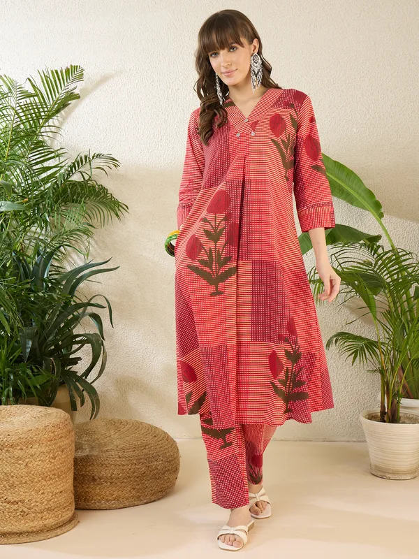 Multicolor_Printed_Pure_Cotton_Kurta_Trouser_Set