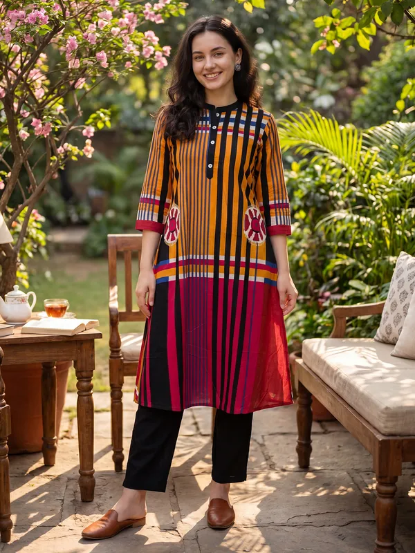Multicolor_Printed_Pure_Cotton_Kurta_Trouser_Set