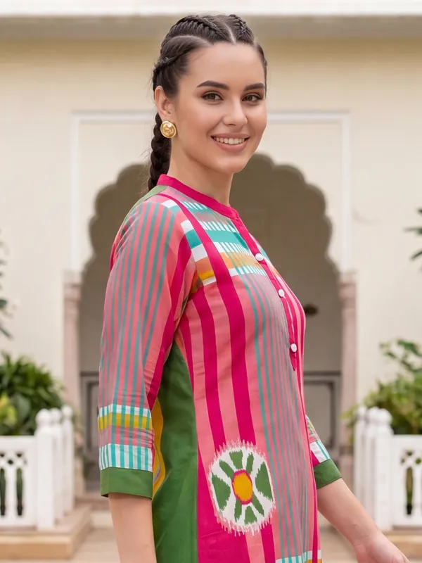 Multicolor_Printed_Pure_Cotton_Kurta_Trouser_Set